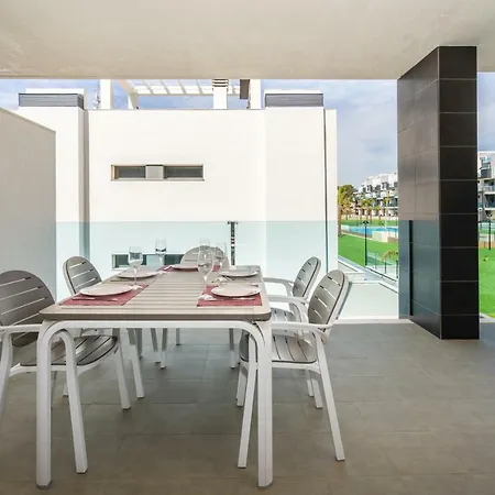 Giallo 瓜尔达马尔·德尔·塞古拉